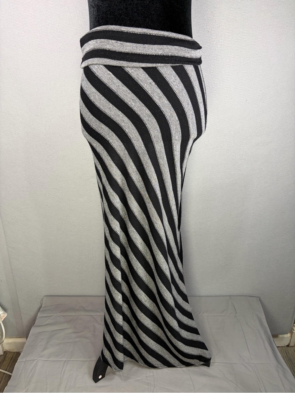 Y2K Vintage Fold-over Black & Silver Diagonal Stripe Maxi Skirt